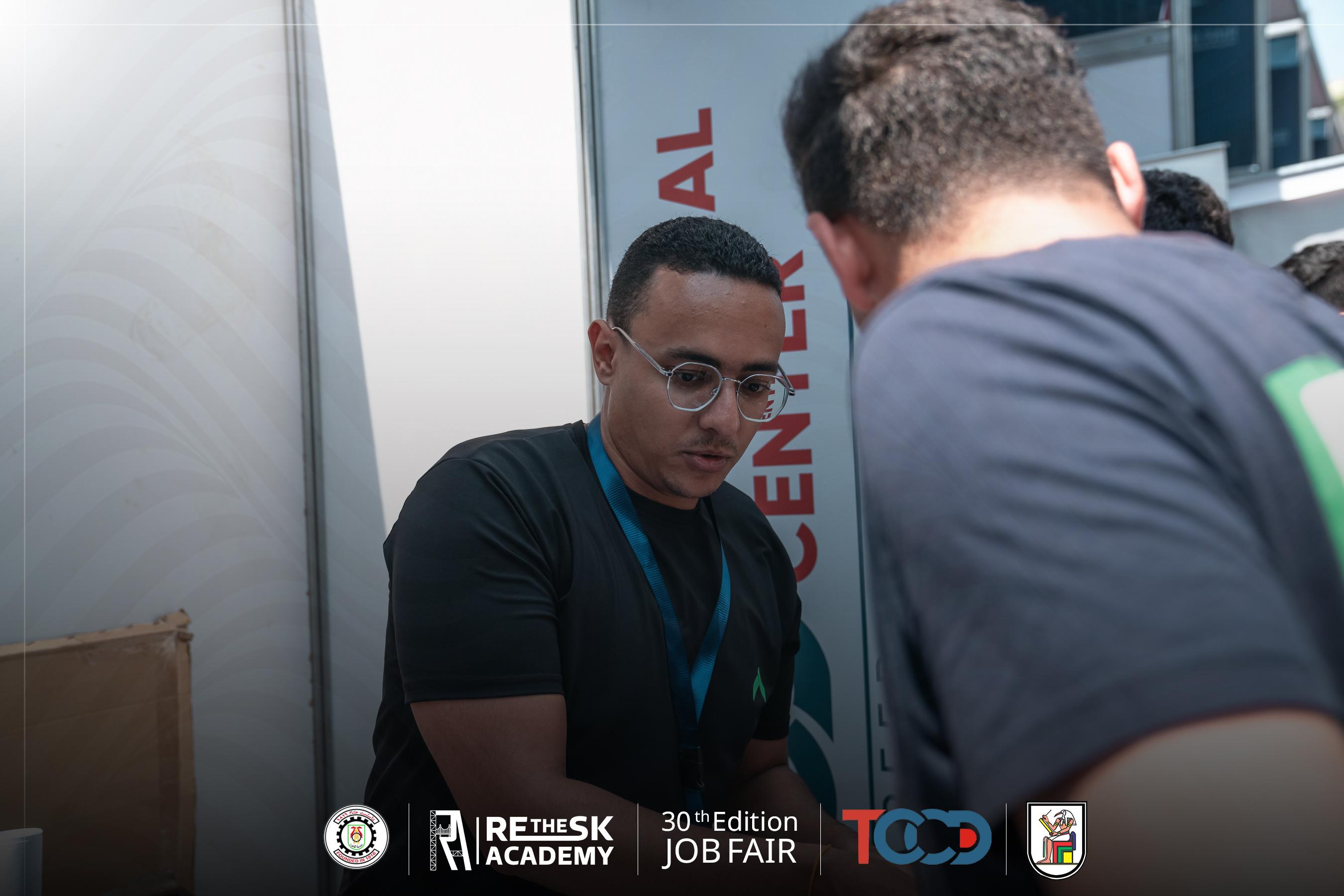 The RESK Academy at 30th Job Fair _Faculty of Engineering Cairo University - Image 4