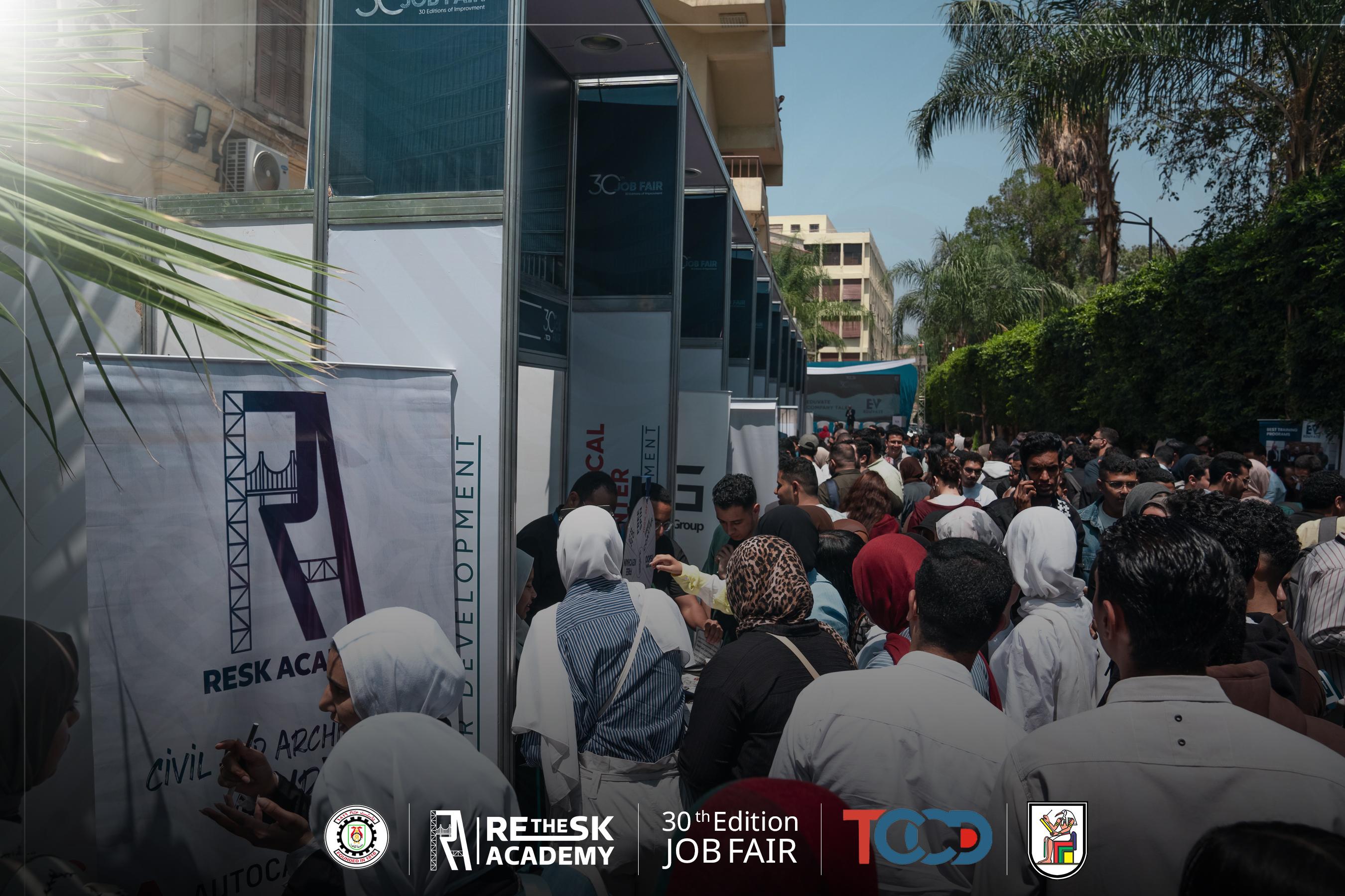 The RESK Academy at 30th Job Fair _Faculty of Engineering Cairo University - Image 5